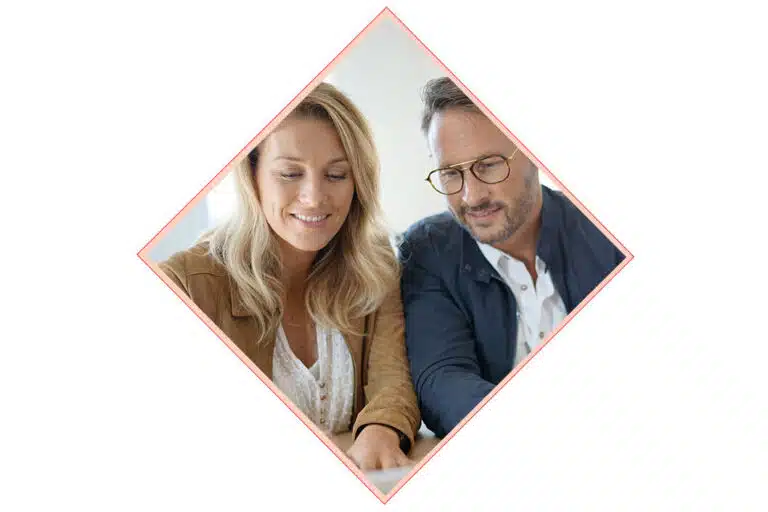 Image représentant un couple de clients