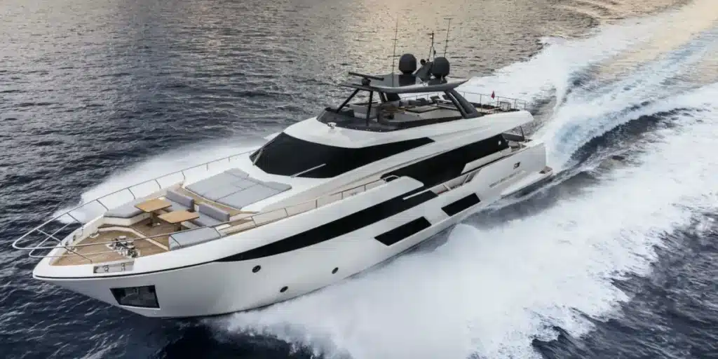 Ferretti 920