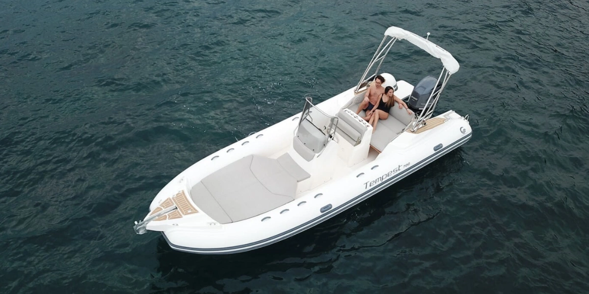 CAPELLI TEMPEST 700