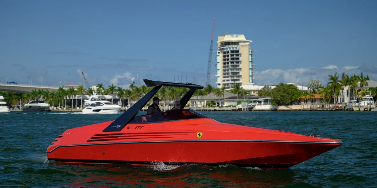 Riva Ferrari