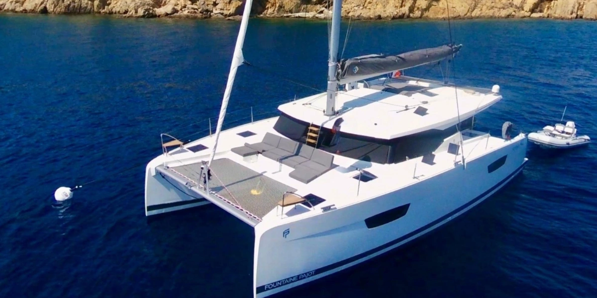 Fountaine pajot Astréa 42