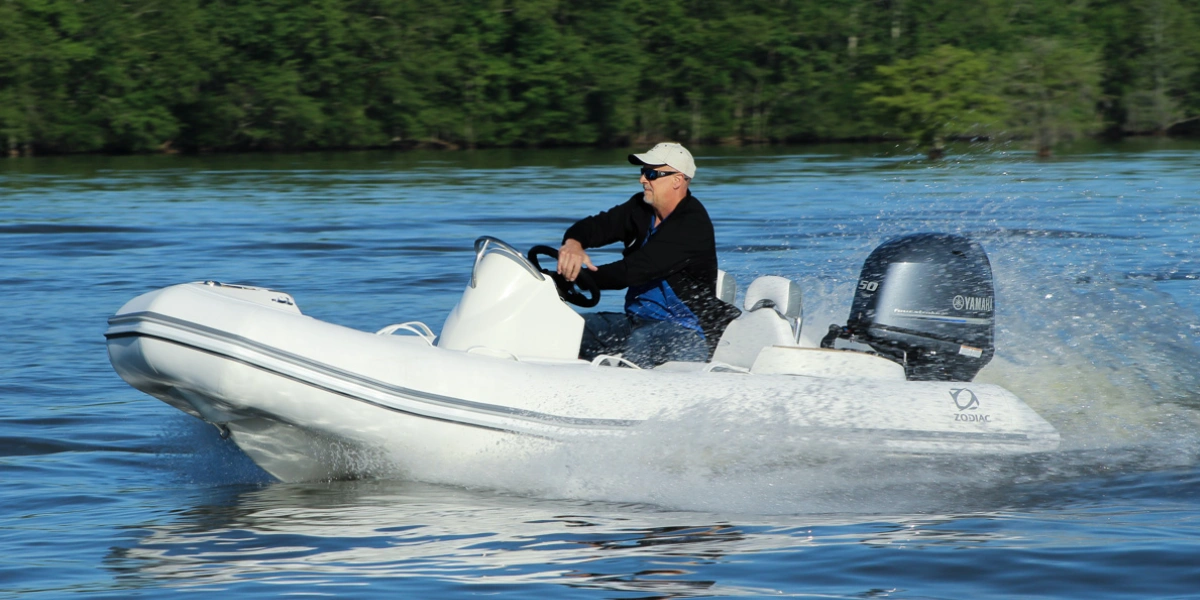 Zodiac Yachtline 400